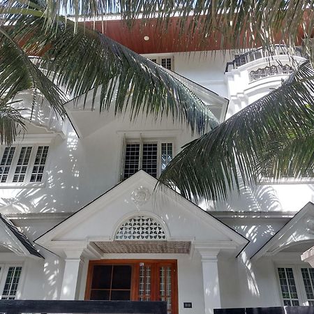 Kochi Annies Inn Homestay المظهر الخارجي الصورة