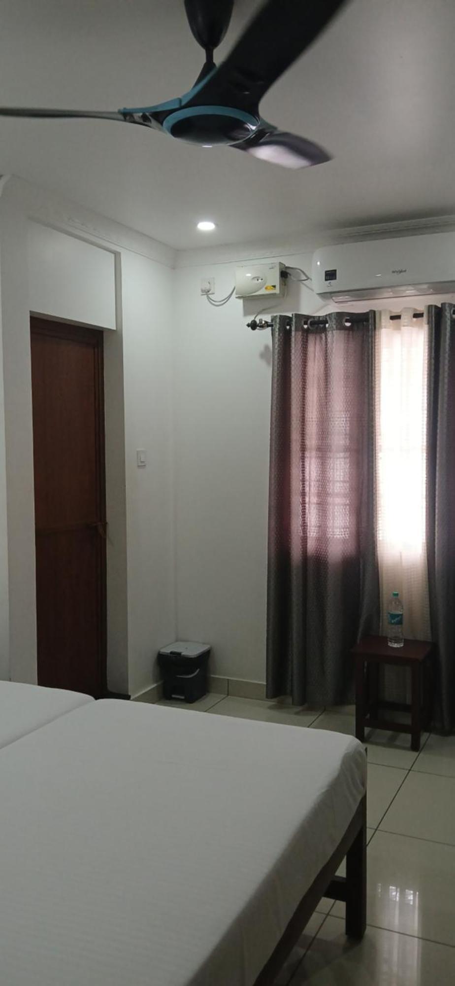 Kochi Annies Inn Homestay الغرفة الصورة